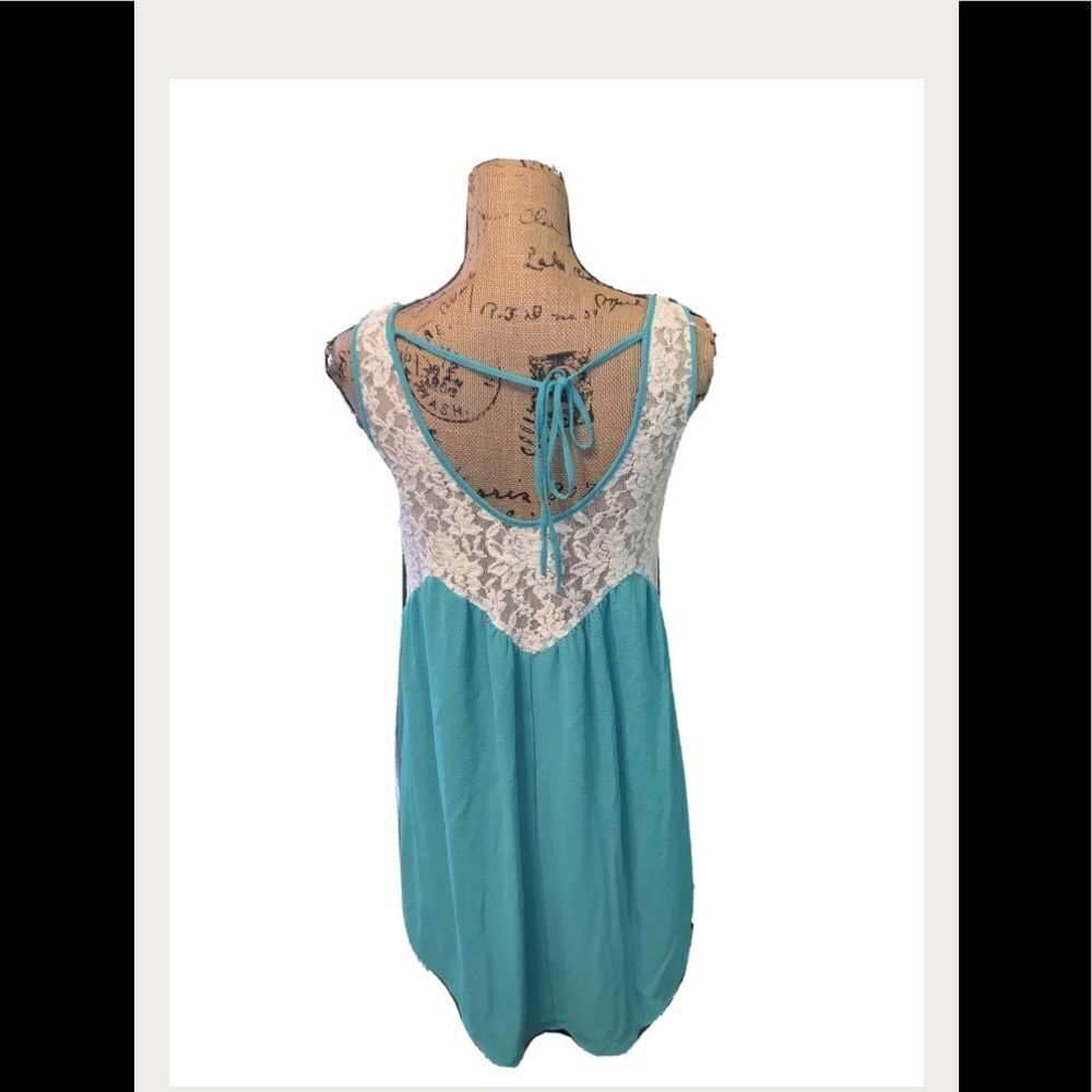 She + Sky Green Silk Blend Embroidery Dress Size Medium - Picture 4 of 7